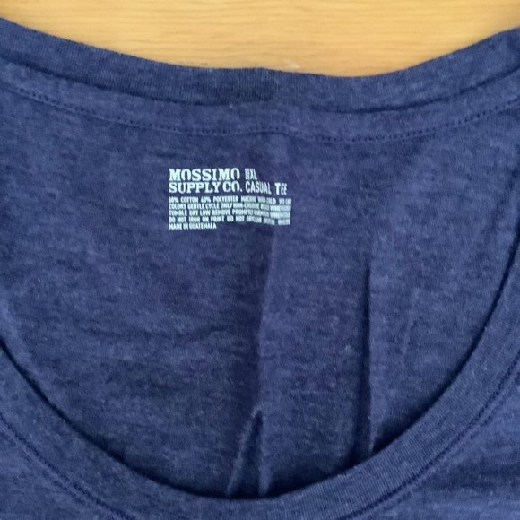 Mossimo Supply Co. T-Shirt - Picture 3 of 4